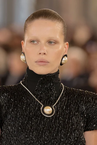 Look 56